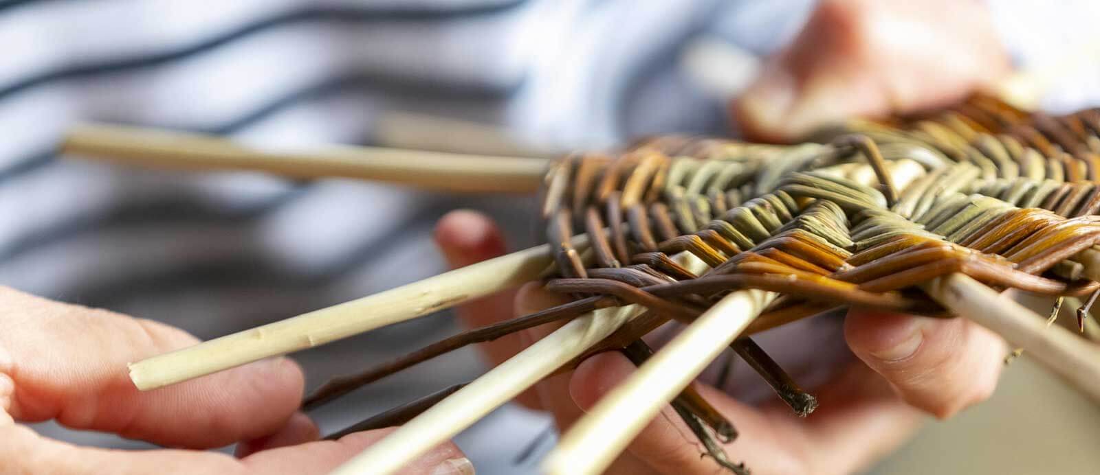 Plume et Brin d'Osier, l'atelier de Vannerie d'Art à Azay le Rideau